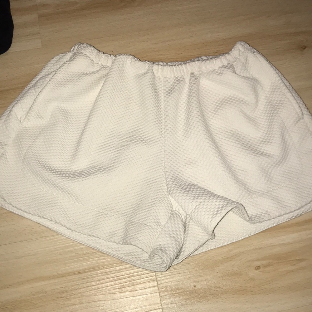 White brandy Melville shorts